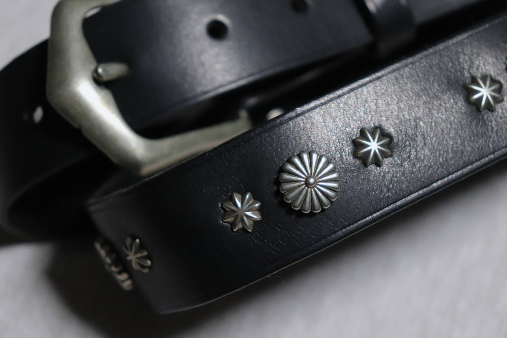 IDX - star studded belt