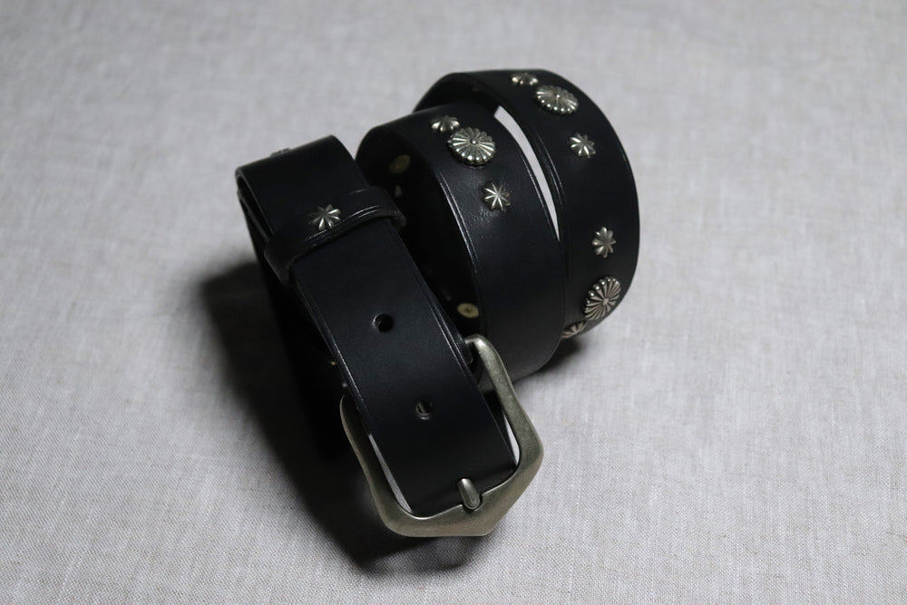 IDX - star studded belt