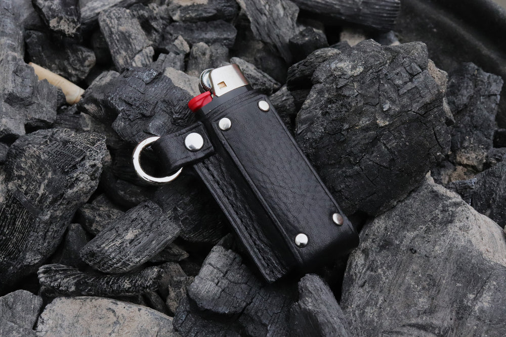 IDX - black and chrome lighter case